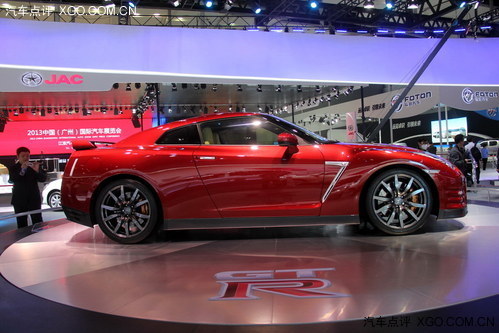 2013ݳչ ղ2015GT-R158